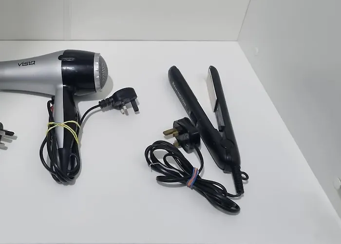 *1va* Ground Floor Setup For Your Amazing & Relaxed + Free Parking + Free Fast Wifi * *